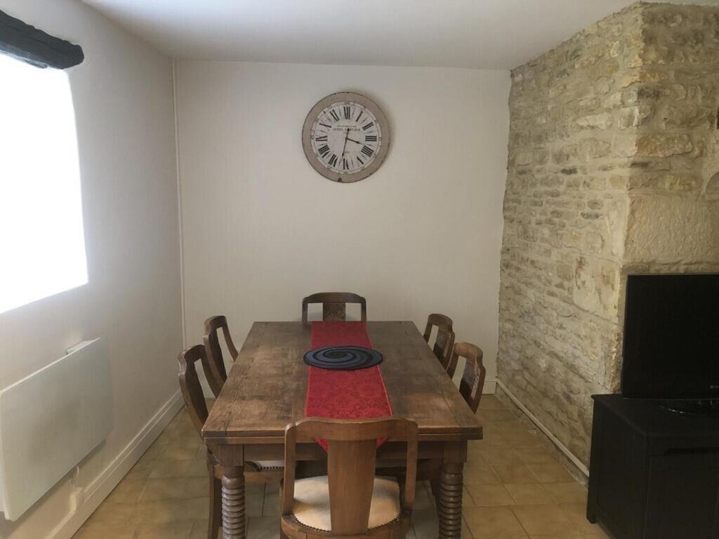 Blacksmiths Cottage In Blanzay - 3 Beds מראה חיצוני תמונה