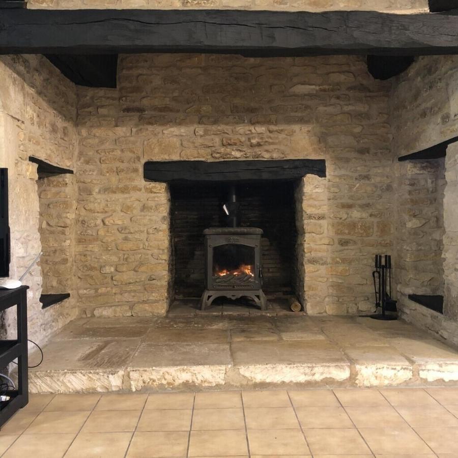 Blacksmiths Cottage In Blanzay - 3 Beds מראה חיצוני תמונה