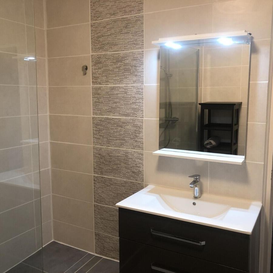 Blacksmiths Cottage In Blanzay - 3 Beds מראה חיצוני תמונה